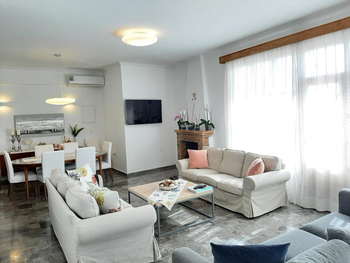 펠레카스 Kontis Apts 아파트 외부 사진